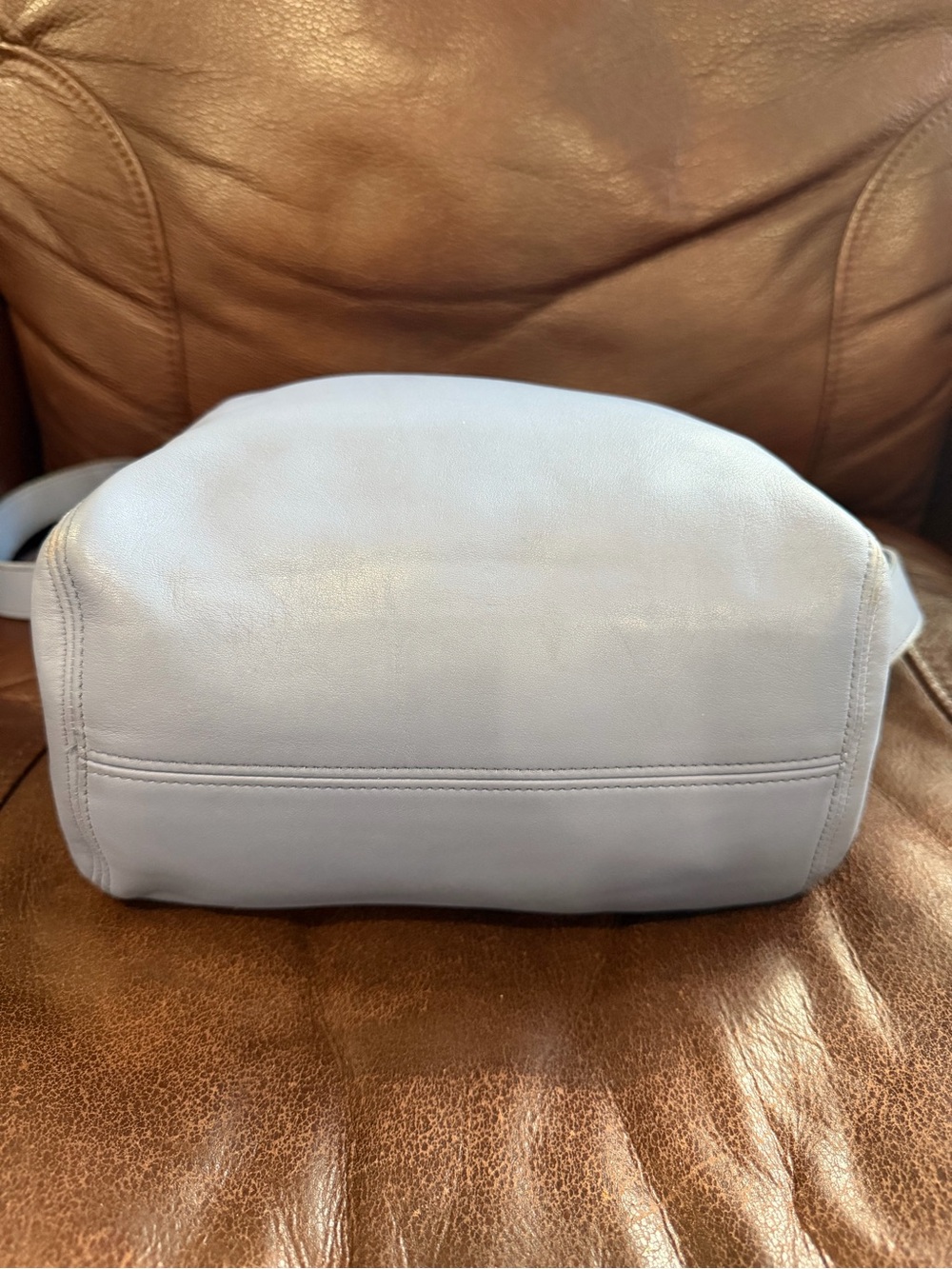 Coach Light Blue Leather Shoulder Bag- Authenticated rare blue color - Picture 4 of 10